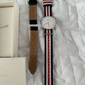 SOLD~DANIEL WELLINGTON Classic Cambridge Watch